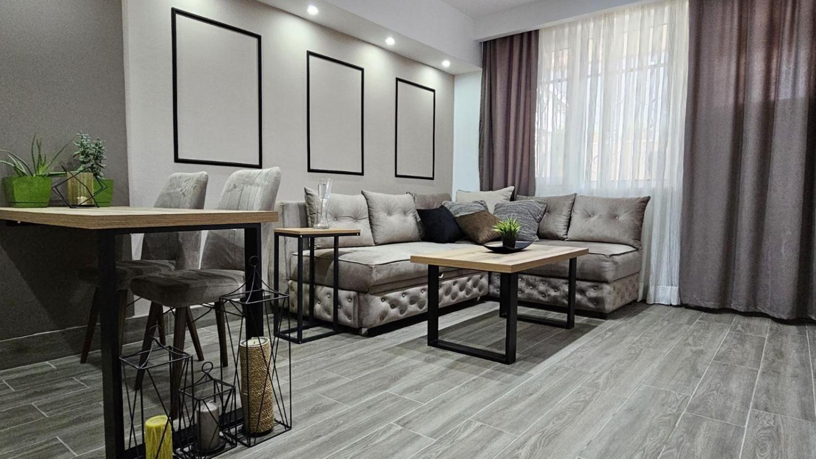 Madesa Apartment Szkopje Kültér fotó